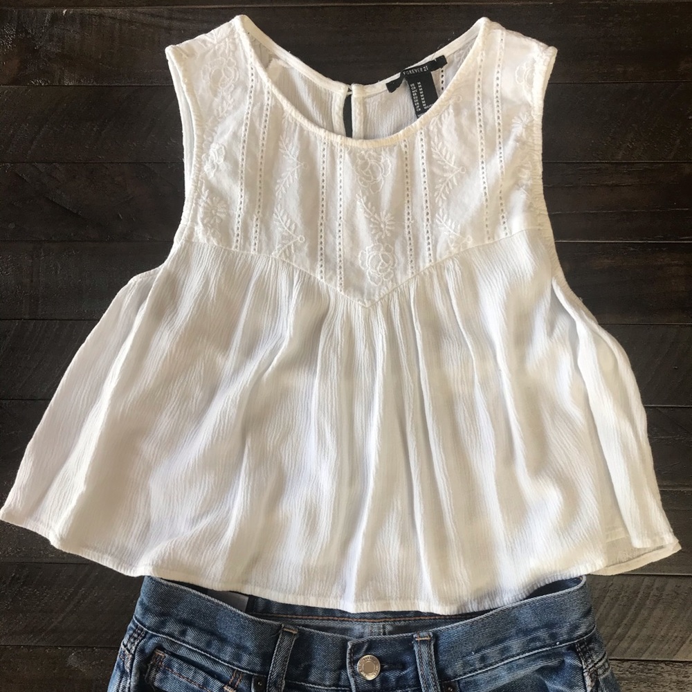WHITE CROP TANK TOP